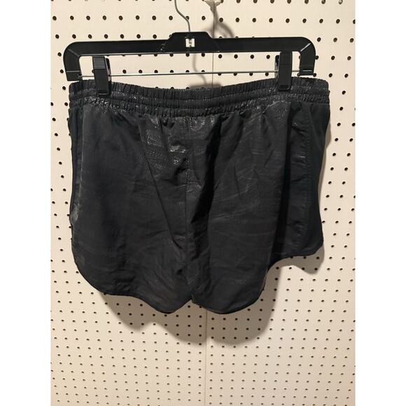 Under Armour Women’s Running Shorts – Size Large – Cayman Islands Embossed - Picture 2 of 4